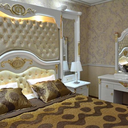 Hotel Elegant Boutique Rustaveli à Tbilissi Extérieur photo