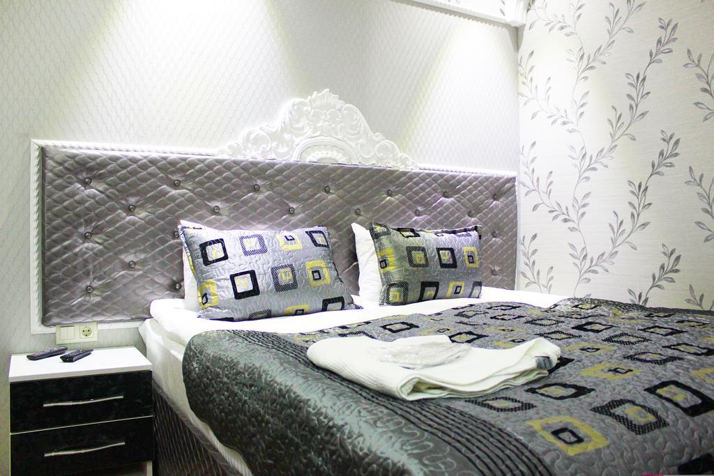 Hotel Elegant Boutique Rustaveli à Tbilissi Extérieur photo