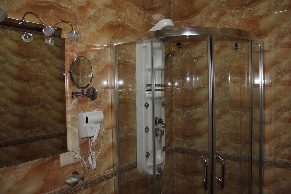 Hotel Elegant Boutique Rustaveli à Tbilissi Extérieur photo