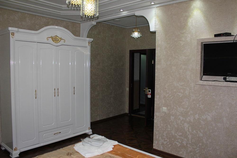 Hotel Elegant Boutique Rustaveli à Tbilissi Extérieur photo