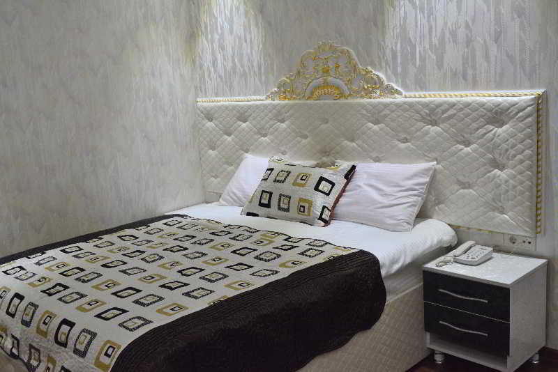 Hotel Elegant Boutique Rustaveli à Tbilissi Extérieur photo