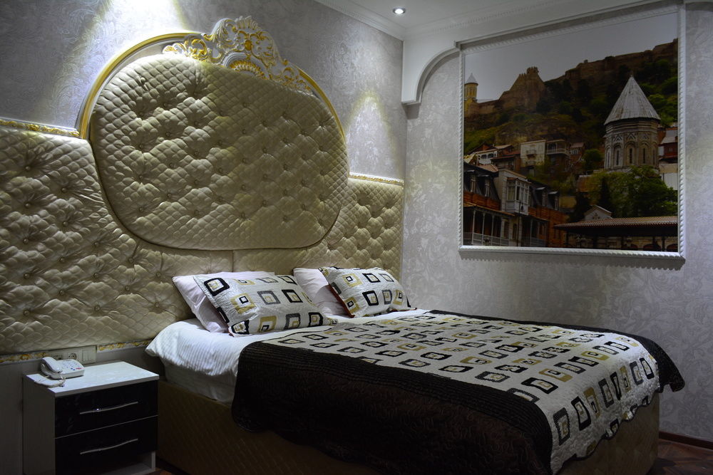 Hotel Elegant Boutique Rustaveli à Tbilissi Extérieur photo