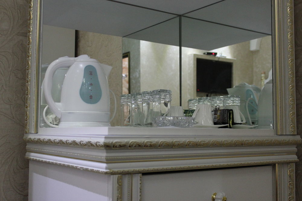 Hotel Elegant Boutique Rustaveli à Tbilissi Extérieur photo