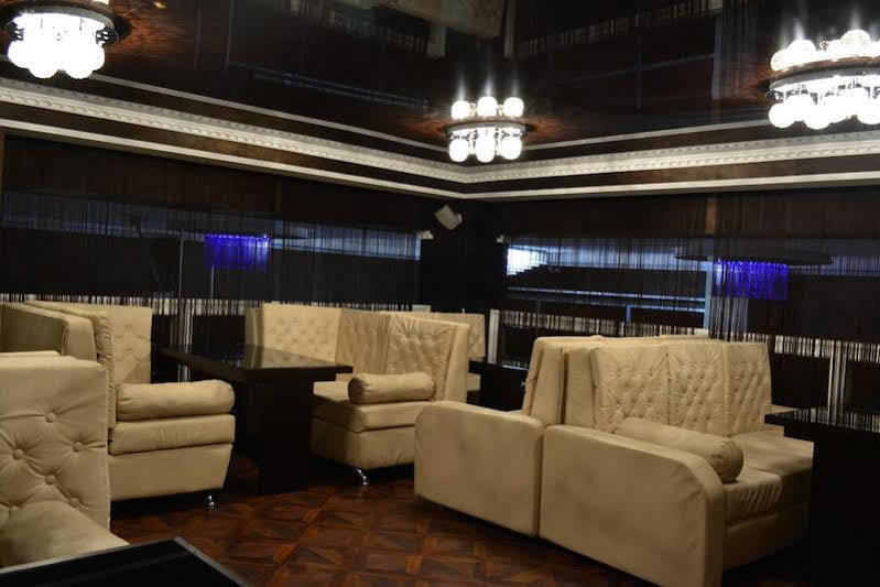 Hotel Elegant Boutique Rustaveli à Tbilissi Extérieur photo