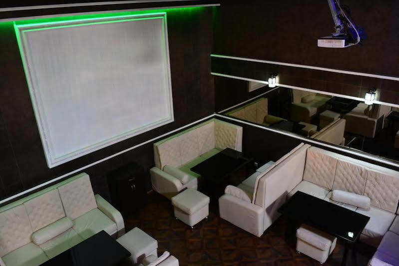 Hotel Elegant Boutique Rustaveli à Tbilissi Extérieur photo