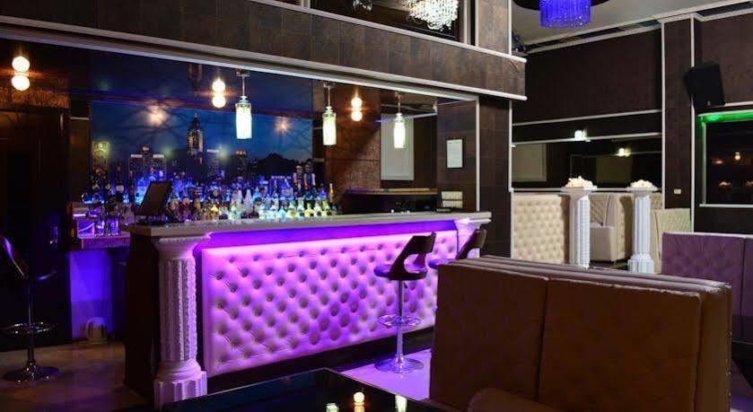 Hotel Elegant Boutique Rustaveli à Tbilissi Extérieur photo