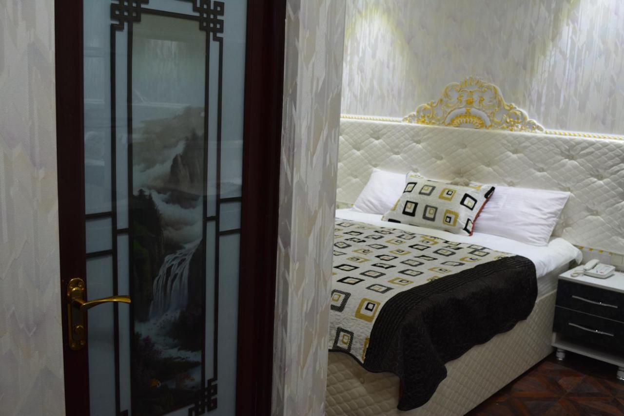Hotel Elegant Boutique Rustaveli à Tbilissi Extérieur photo