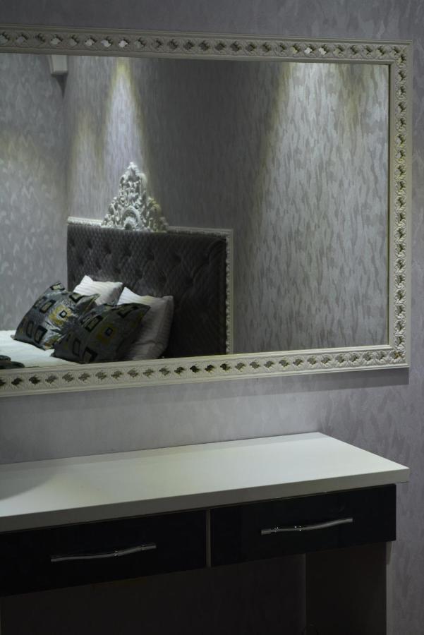 Hotel Elegant Boutique Rustaveli à Tbilissi Extérieur photo