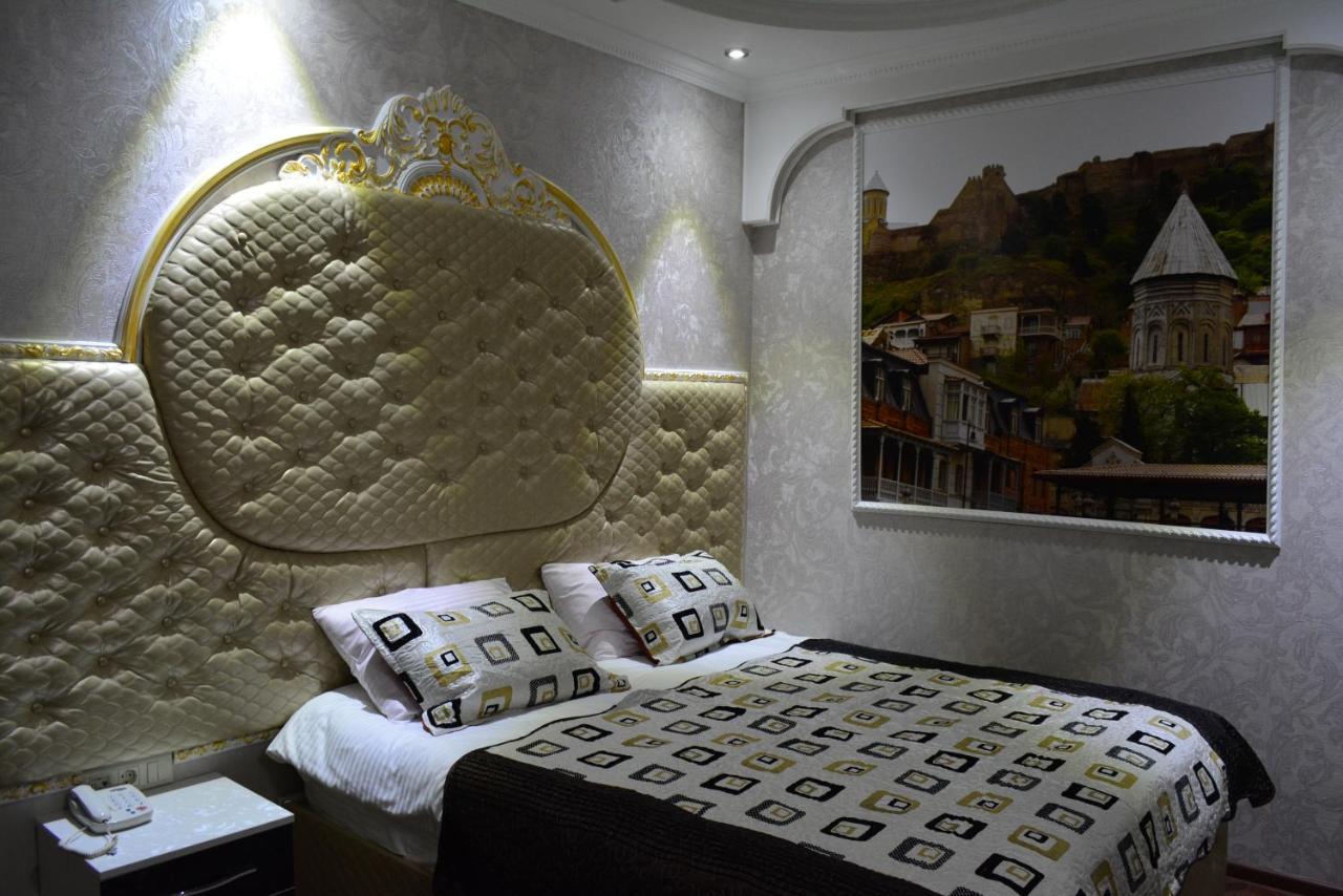 Hotel Elegant Boutique Rustaveli à Tbilissi Extérieur photo